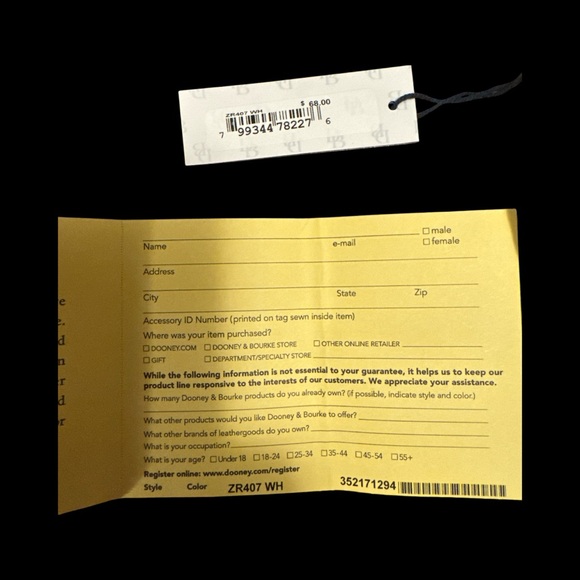 Dooney & Bourke White Leather kiss lock coin purse Women's. Rare color - Picture 6 of 6